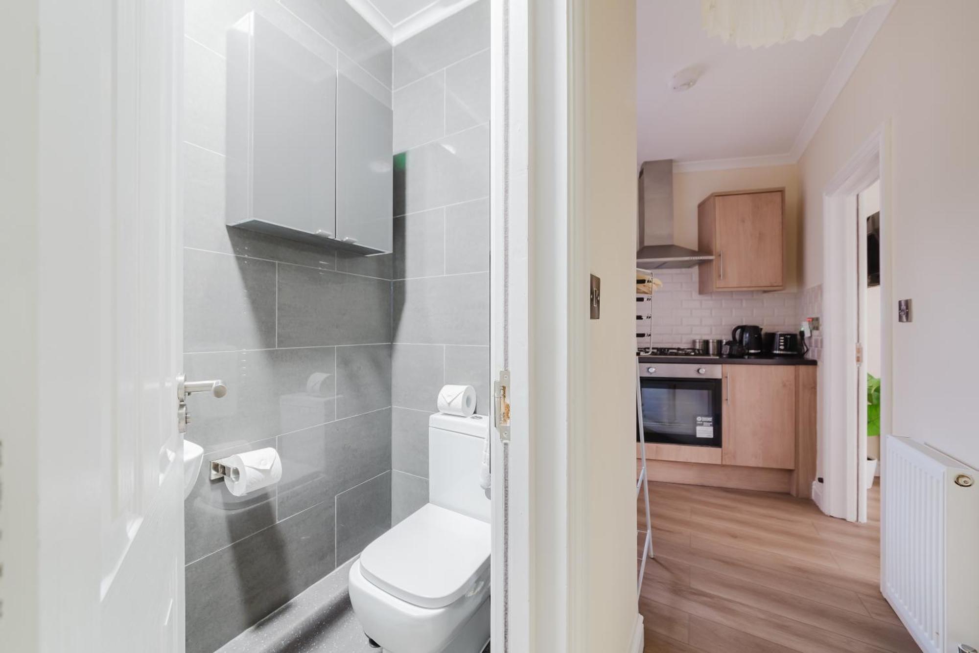 Modern Cosy Corner Flat 3 Bed And Loft Sleep 7 People Apartman London Kültér fotó
